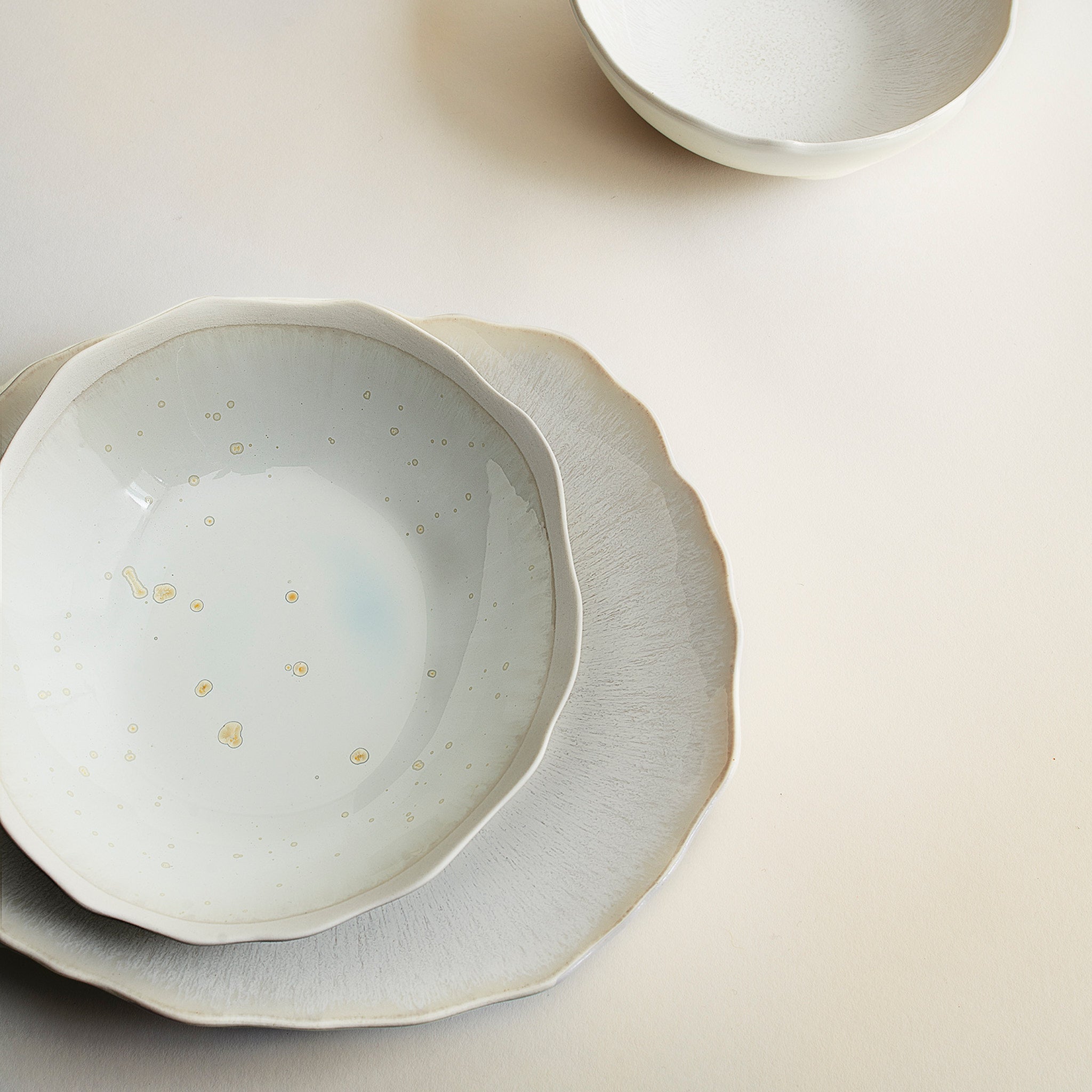 assiette creuse nacre