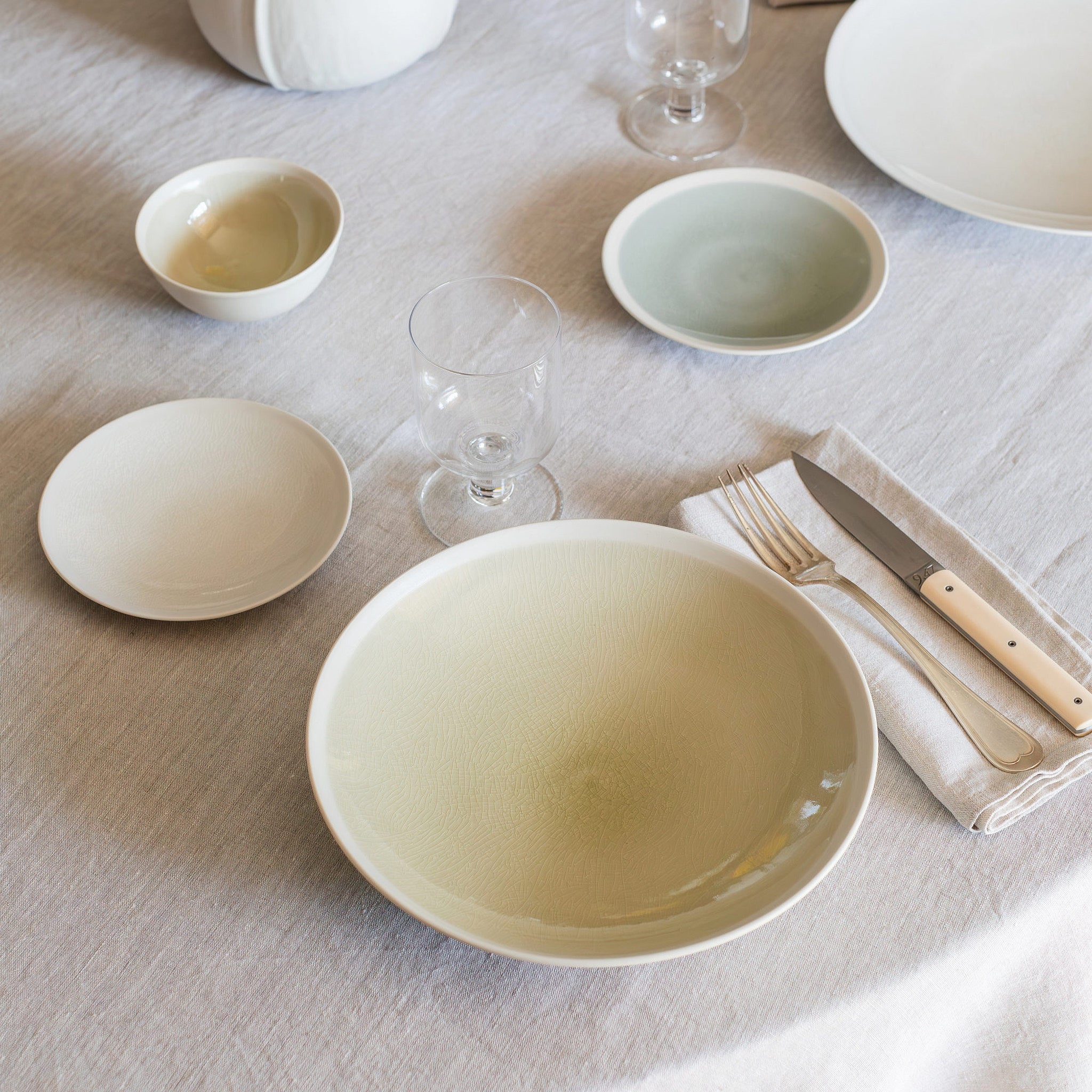 cachemire bread plate