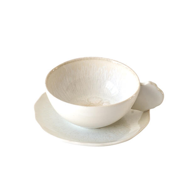 CUP & SAUCER - M PLUME PERLE