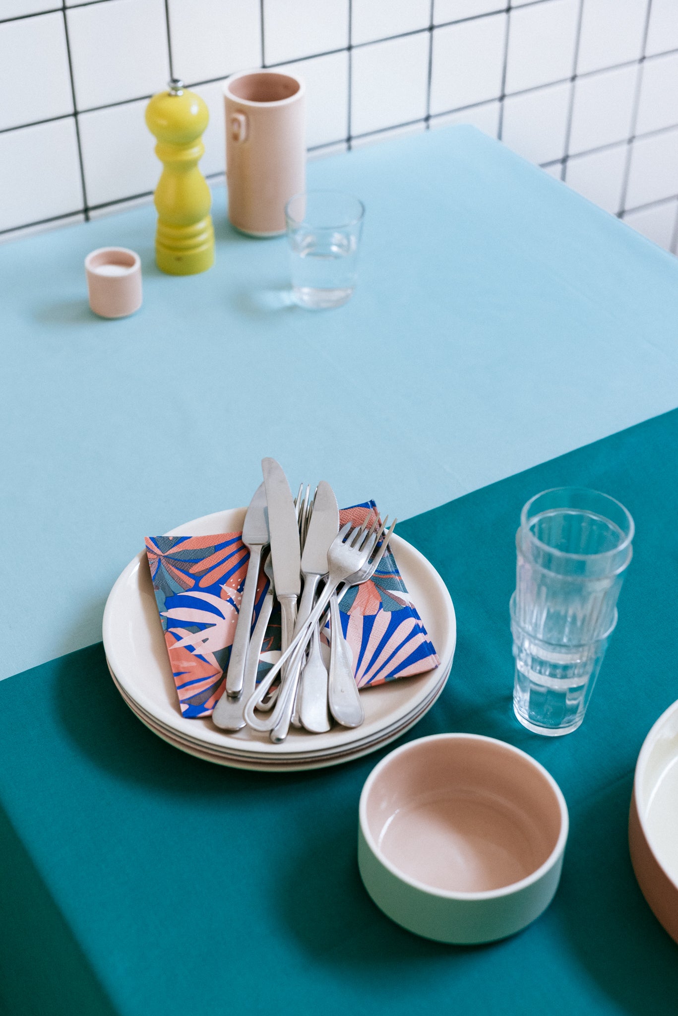 assiette plate nude cobalt