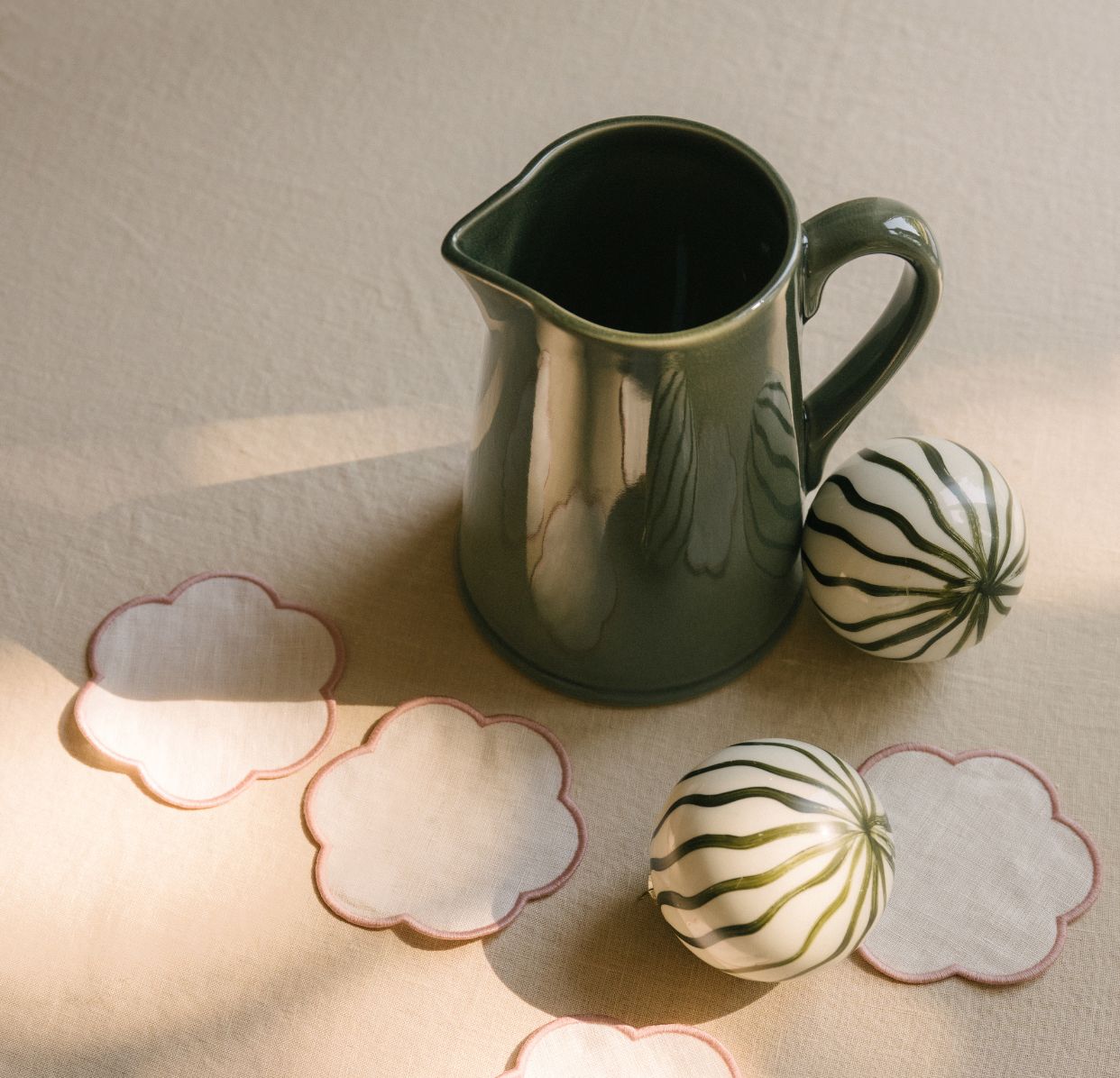 TTOM - PITCHER TOMETE VERT olive