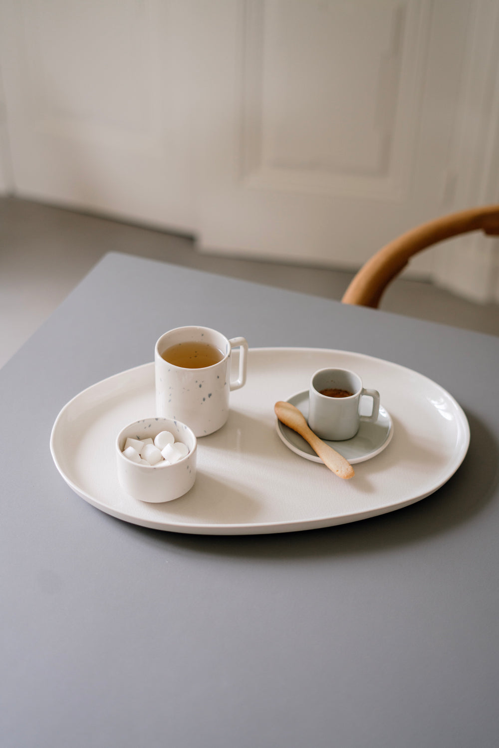 oval quartz tray