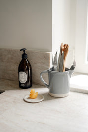 pichet gris oxyde