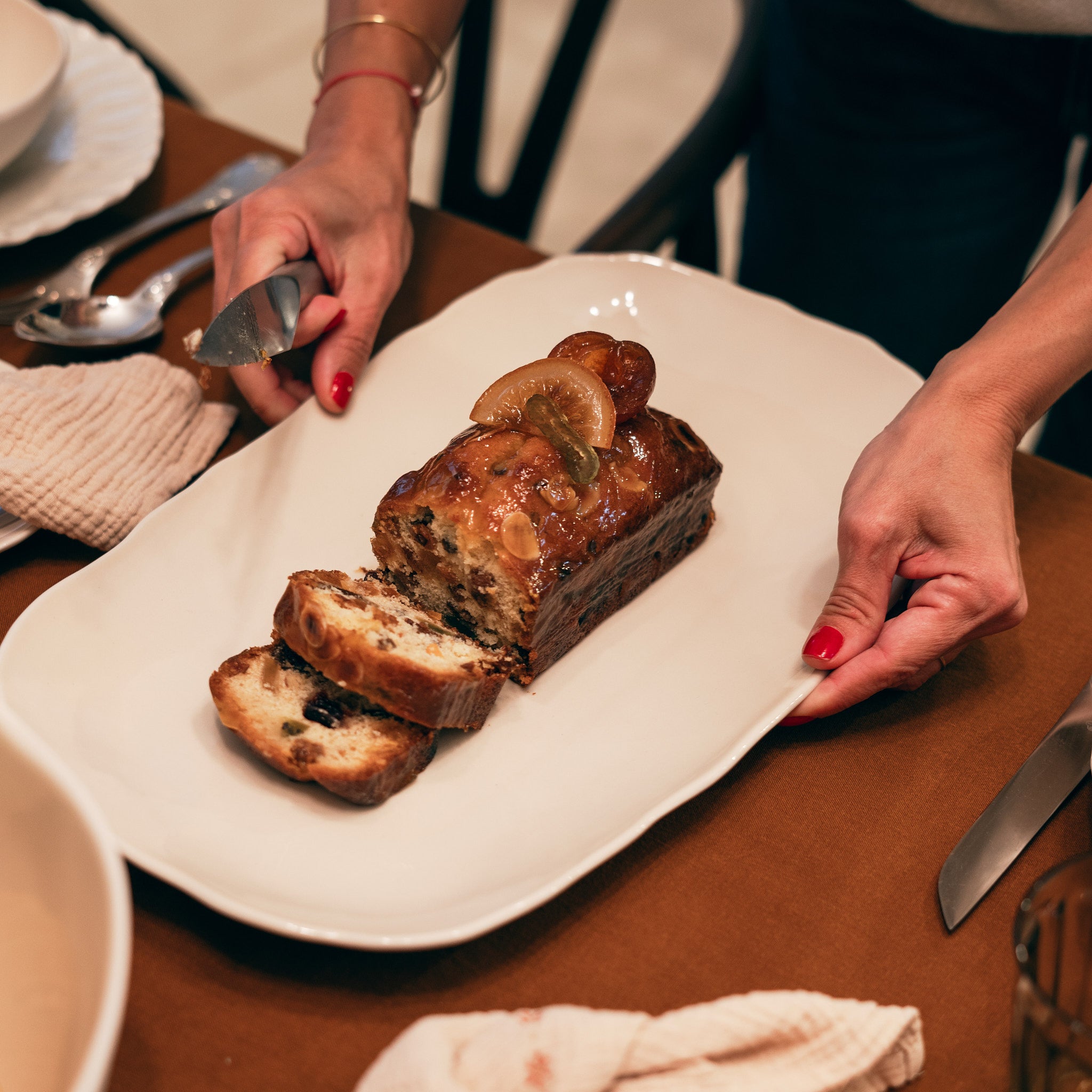 rectangular nude dish