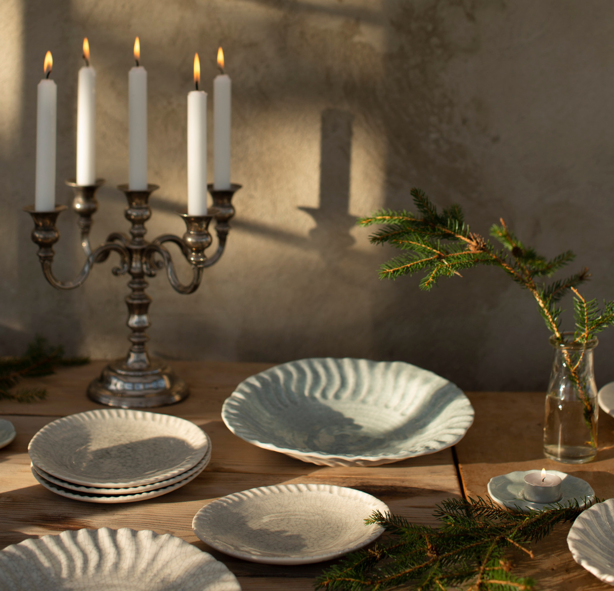 charger plate céladon