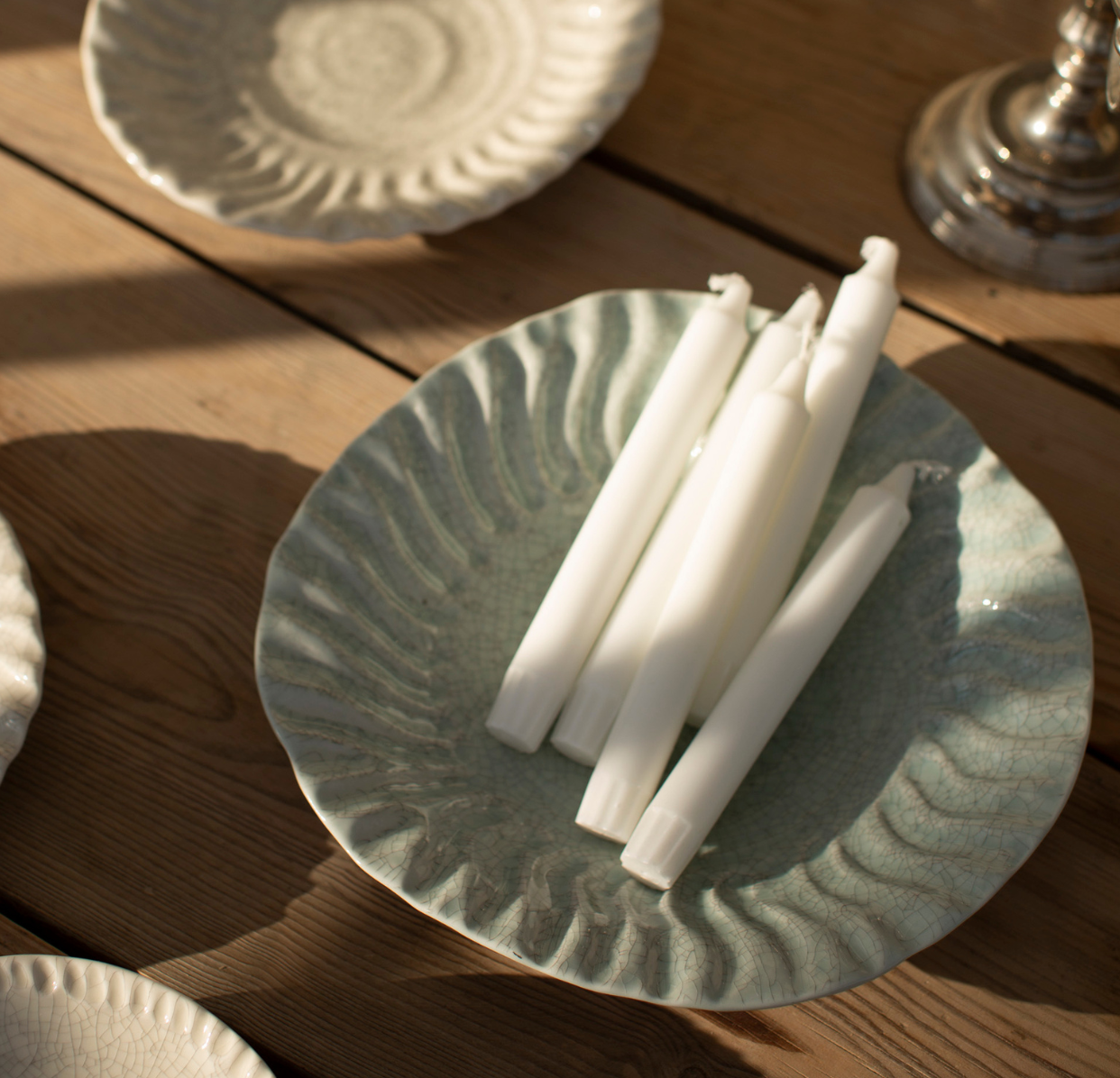 charger plate céladon