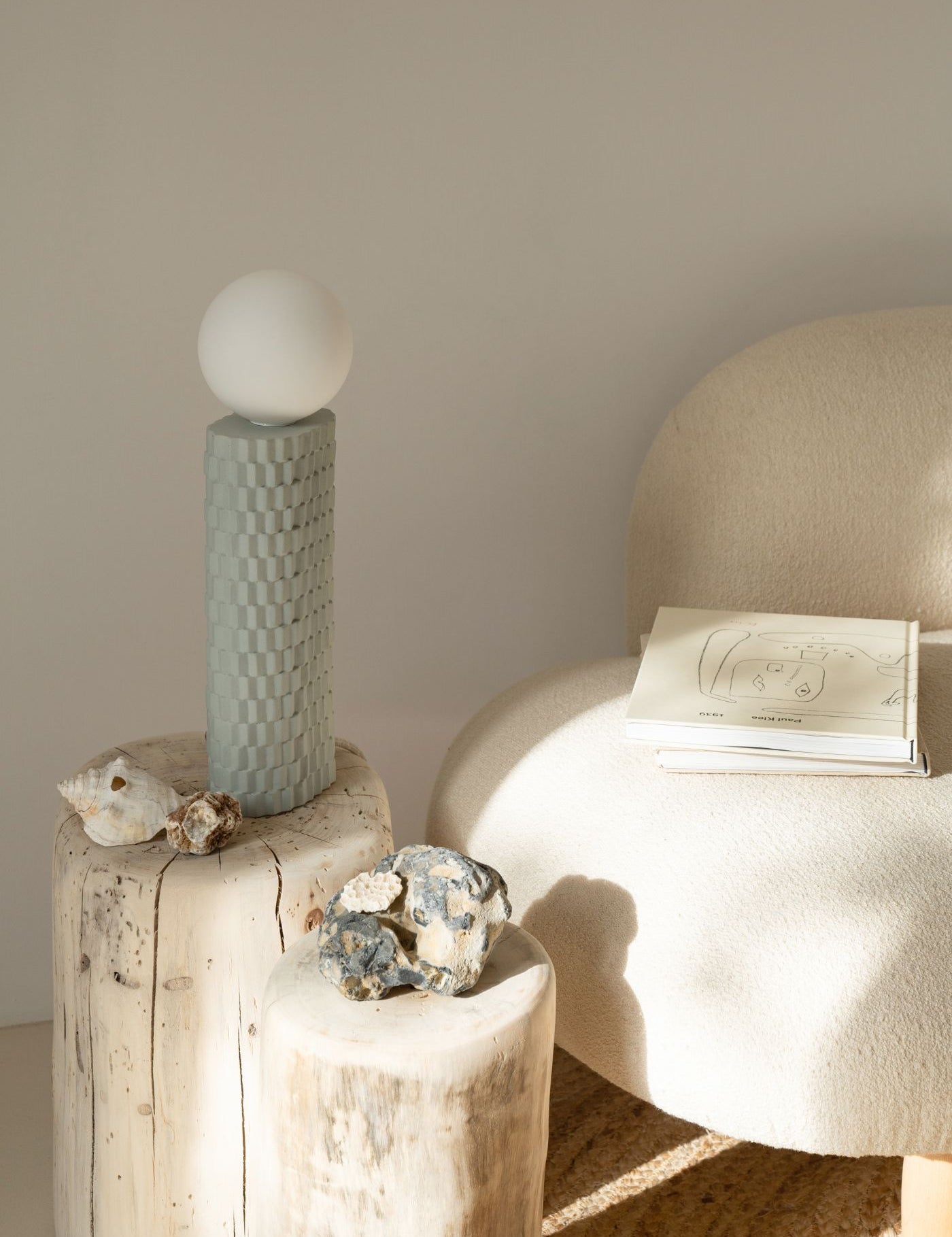 lampe-l-aigue-marine-1.jpg