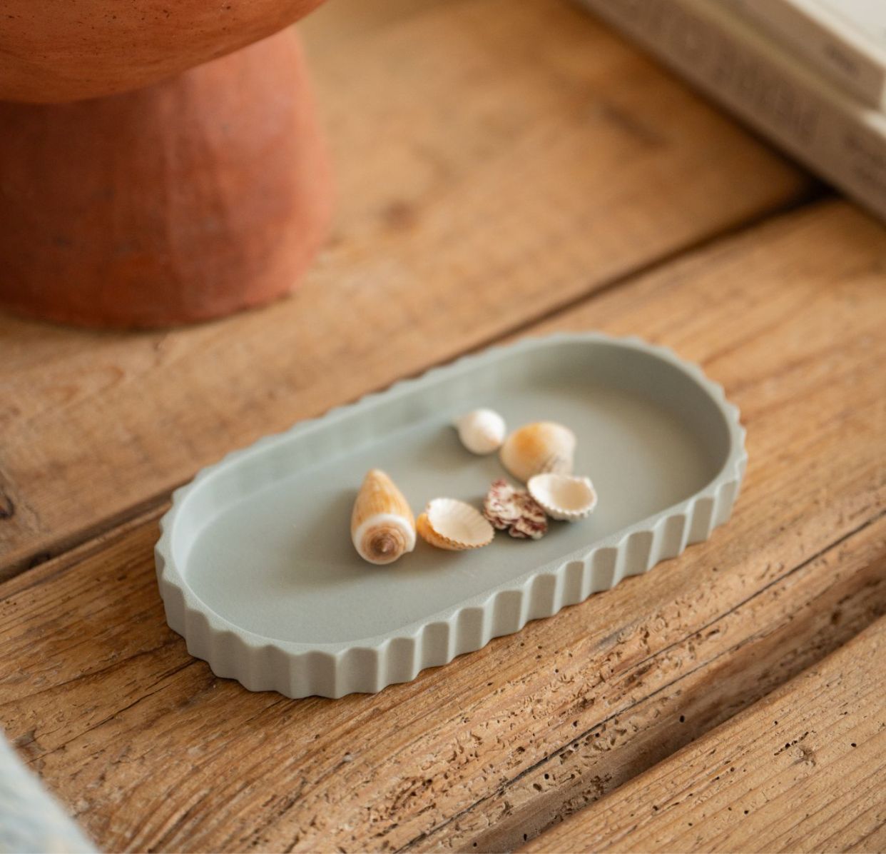 aquamarine tray