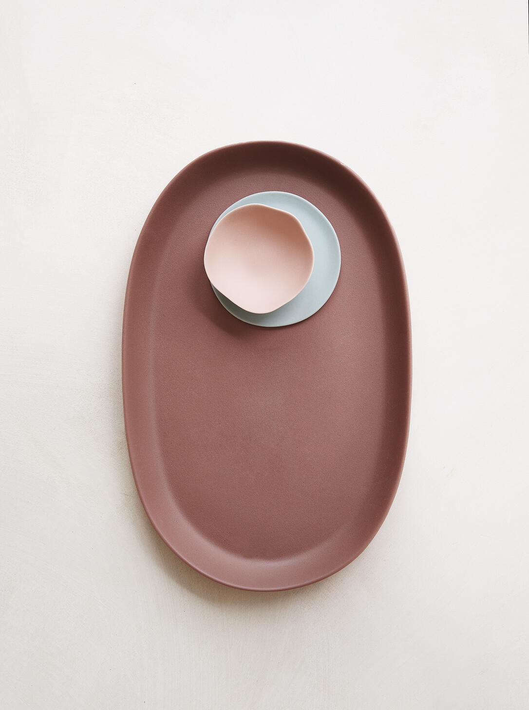 oval dish xl jardin de maguelone pavot bleu ceramic manufacturer