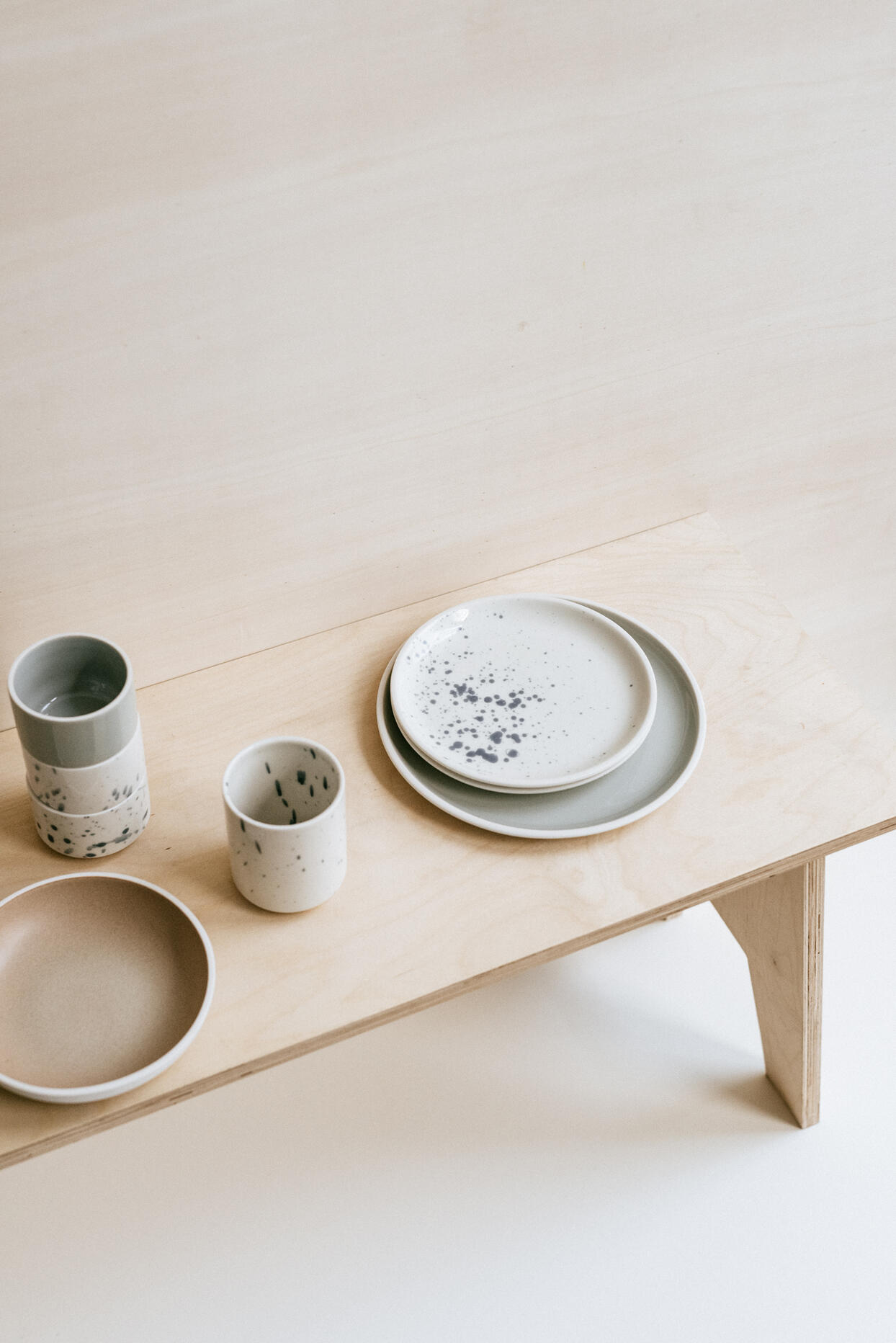 studio ceramic manufacturer