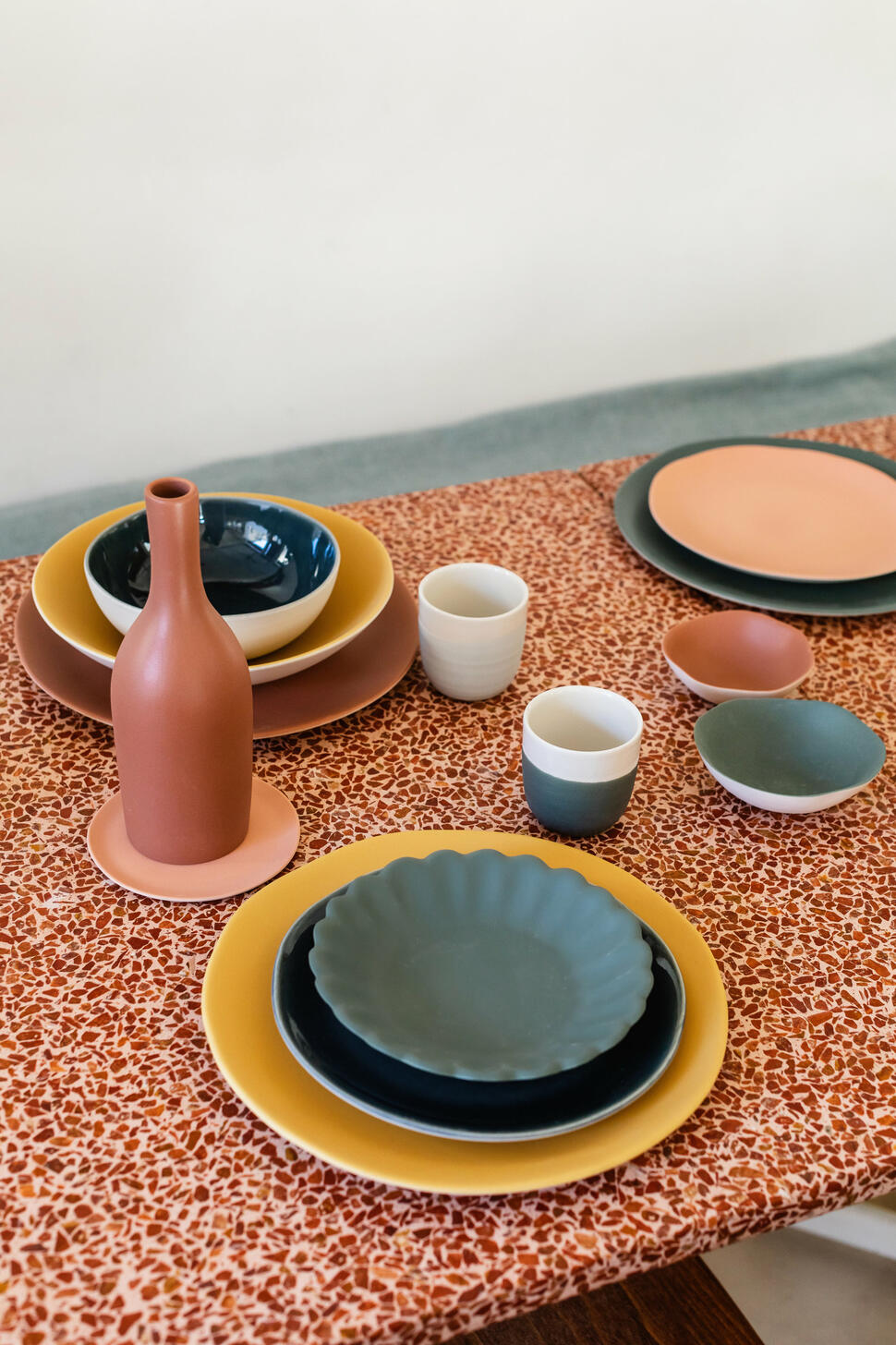 plate s jardin de maguelone rhubarbe ceramic manufacturer